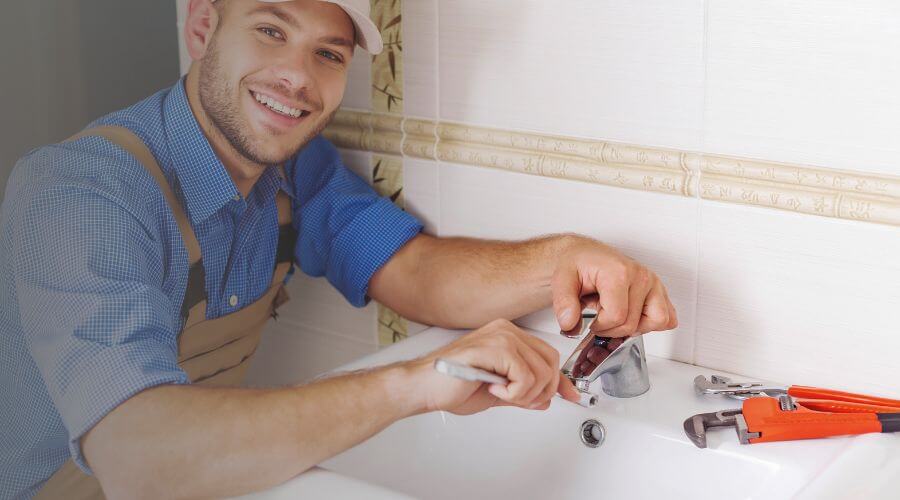 Professional clogged drains services in Lipscomb, TX